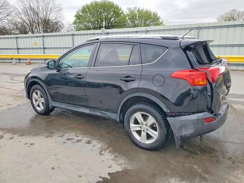 2013 TOYOTA RAV4 XLE  