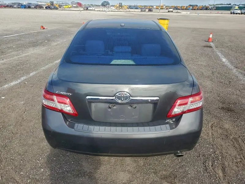 2010 TOYOTA CAMRY BASE  