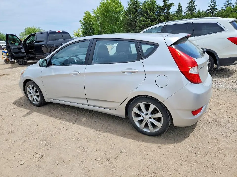 2014 HYUNDAI ACCENT SE  