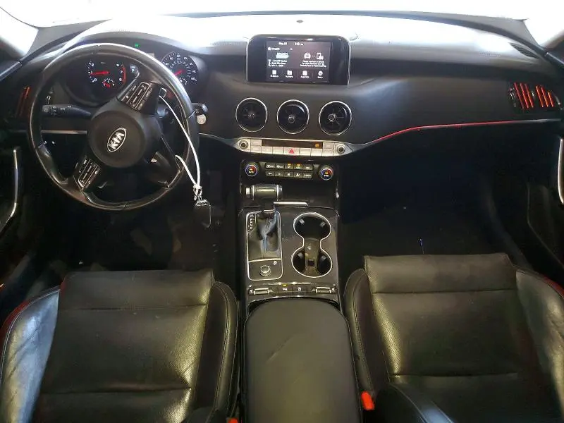 2019 KIA STINGER BASE  