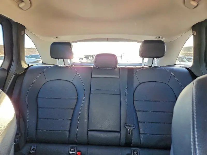 2016 MERCEDES-BENZ GLC 300  