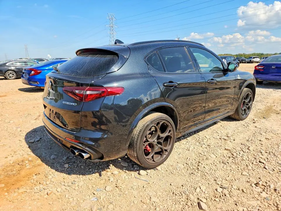 2023 ALFA ROMEO STELVIO QUADRIFOGLIO  