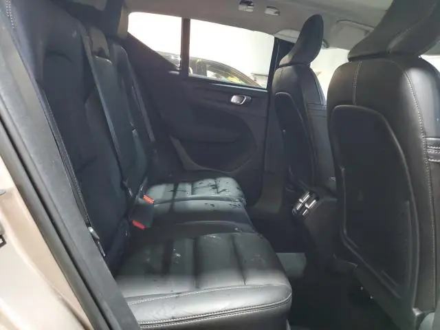 2023 VOLVO XC40 ULTIMATE  