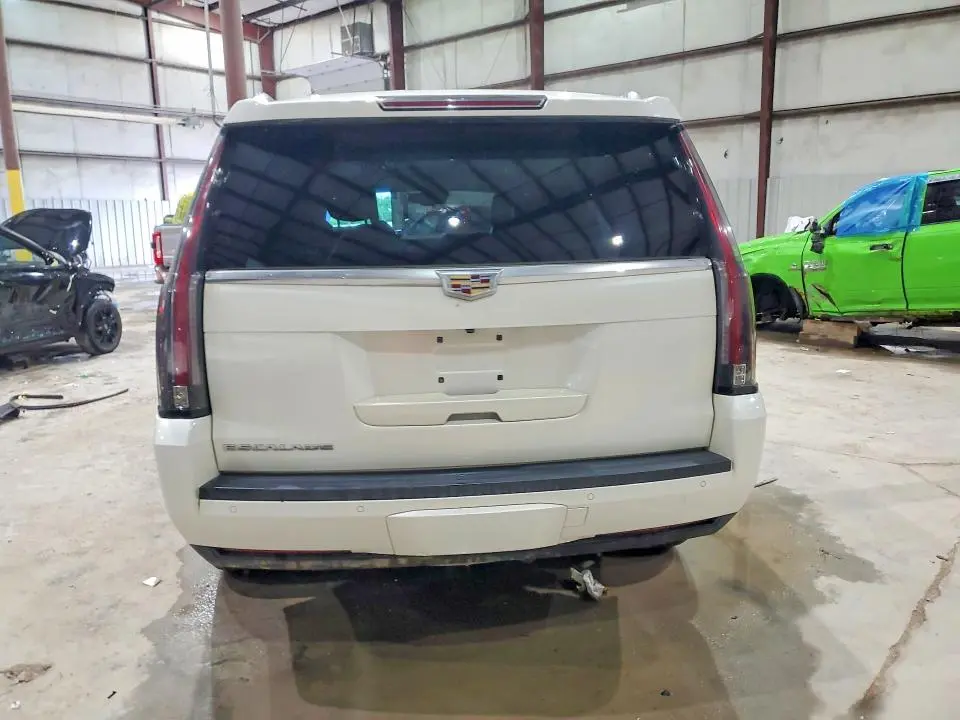 2015 CADILLAC ESCALADE LUXURY  