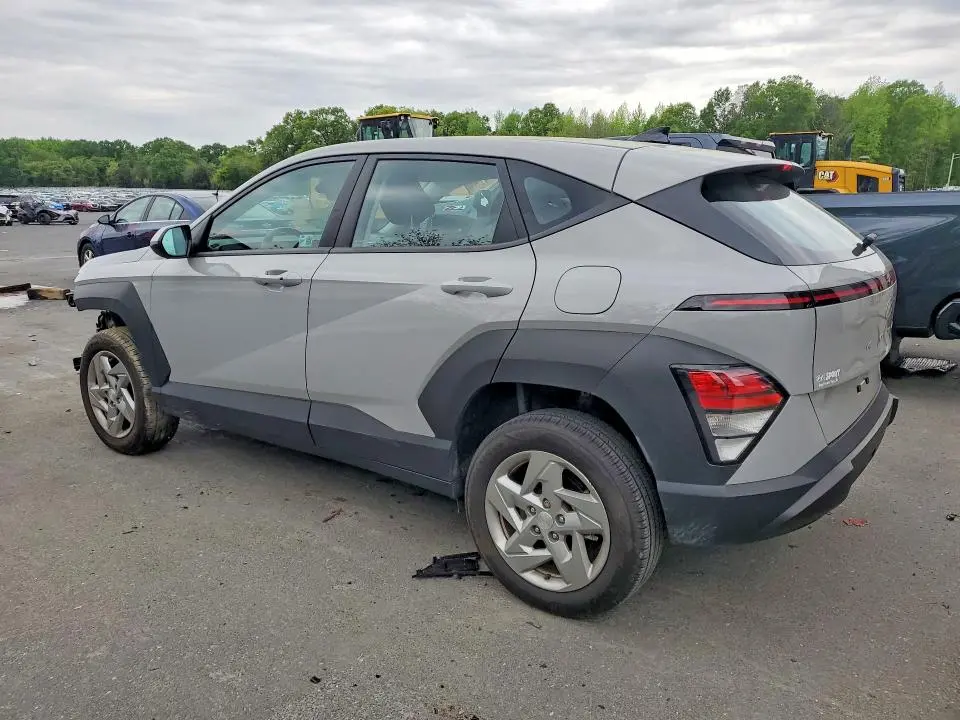 2024 HYUNDAI KONA SE  