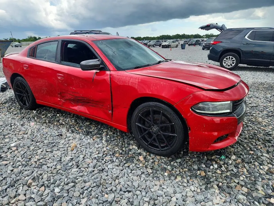 2015 DODGE CHARGER SE  