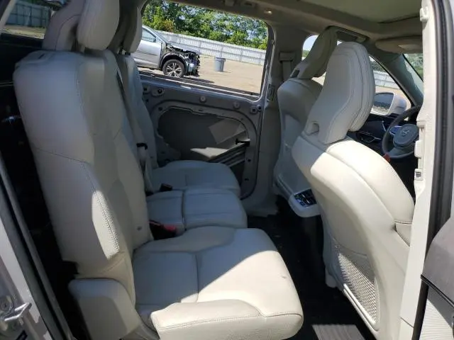 2023 VOLVO XC90 PLUS  