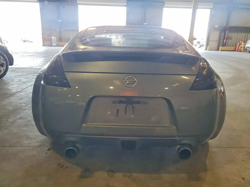 2011 NISSAN 370Z BASE  