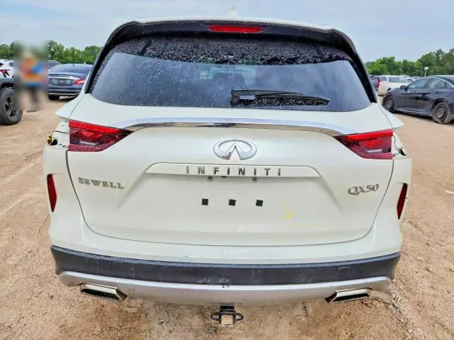 2019 INFINITI QX50 LUXE  
