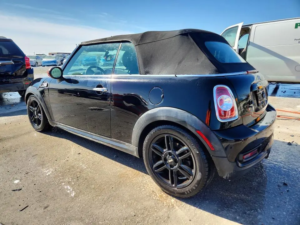 2014 MINI COOPER S  