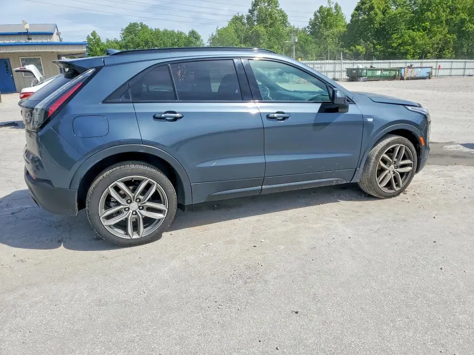 2019 CADILLAC XT4 SPORT  