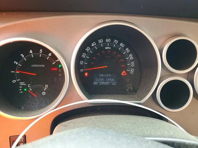 2010 TOYOTA SEQUOIA PLATINUM  