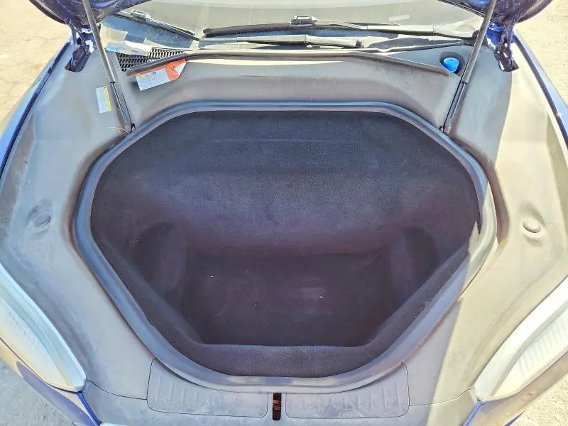 2015 TESLA MODEL S 85D  