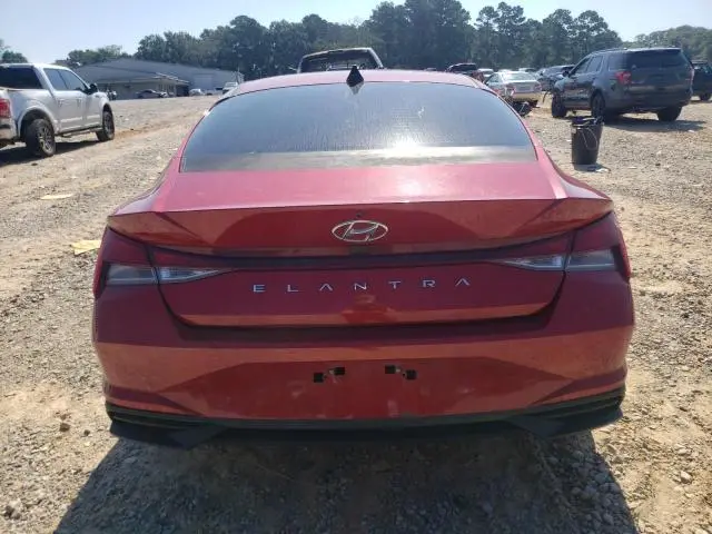 2022 HYUNDAI ELANTRA SE  