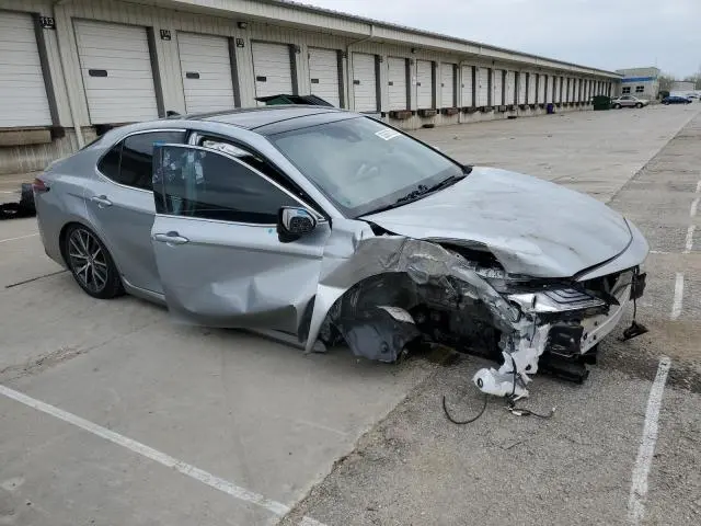 2023 TOYOTA CAMRY XLE  