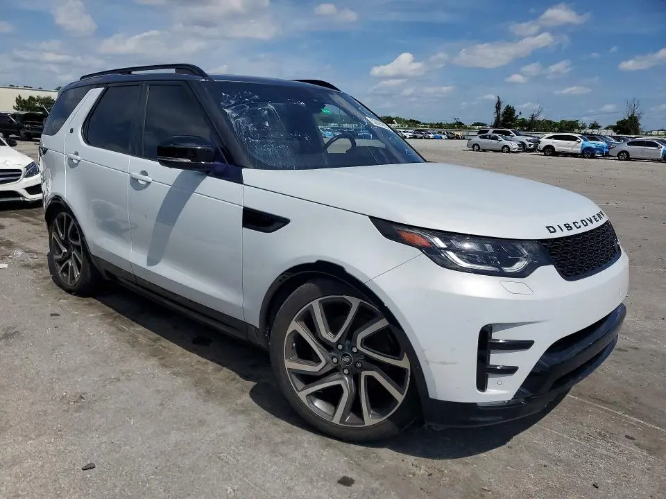 2017 LAND ROVER DISCOVERY HSE LUXURY  