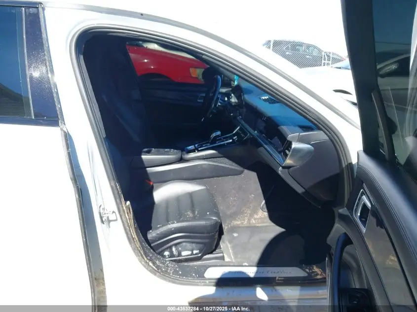 2018 PORSCHE PANAMERA TURBO