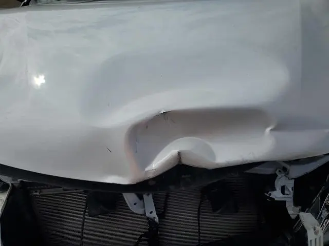 2015 TOYOTA AVALON XLE  