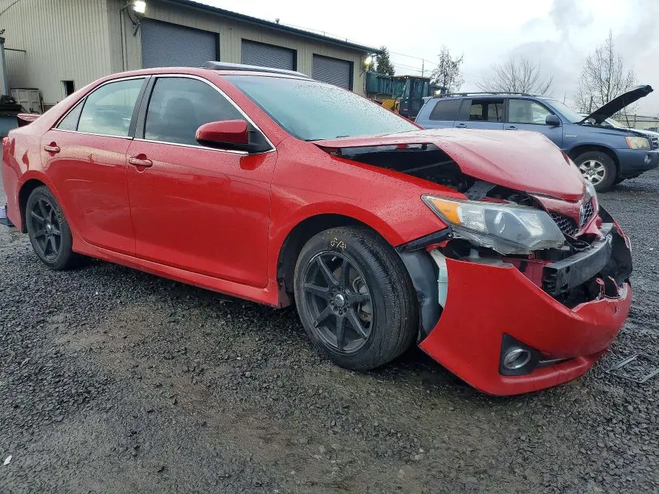 2012 TOYOTA CAMRY SE  