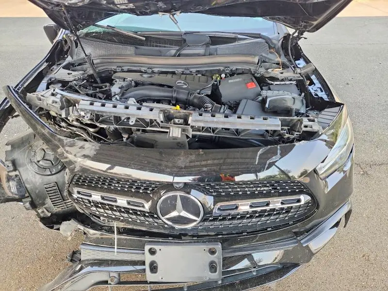 2023 MERCEDES-BENZ GLA 250 4MATIC  