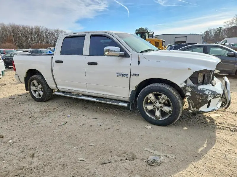 2015 RAM 1500 ST  