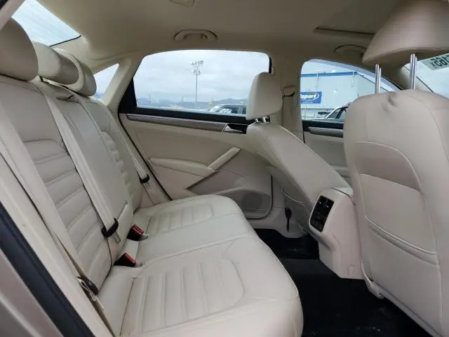 2016 VOLKSWAGEN PASSAT SEL