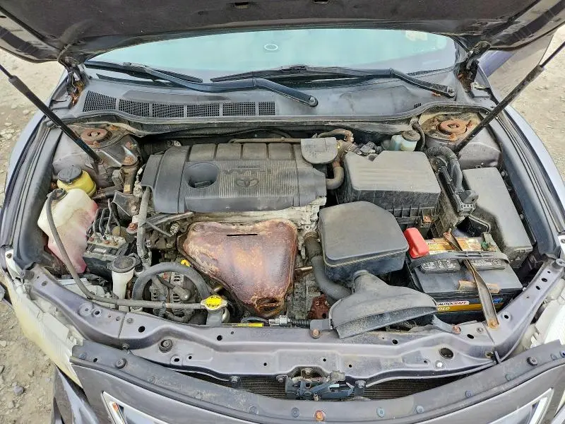 2011 TOYOTA CAMRY LE  