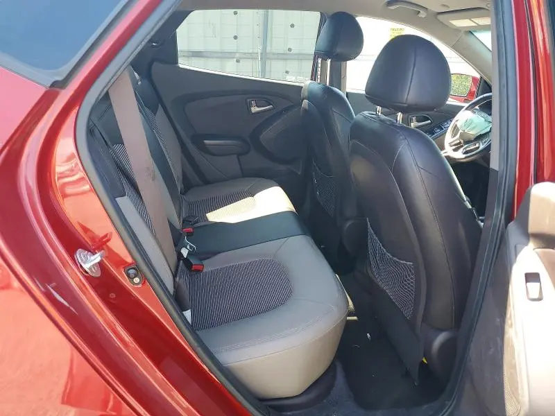 2012 HYUNDAI TUCSON GLS  