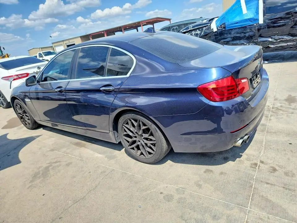 2012 BMW 528 XI  
