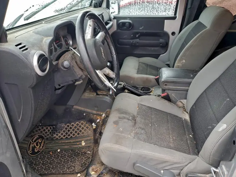2010 JEEP WRANGLER SAHARA  