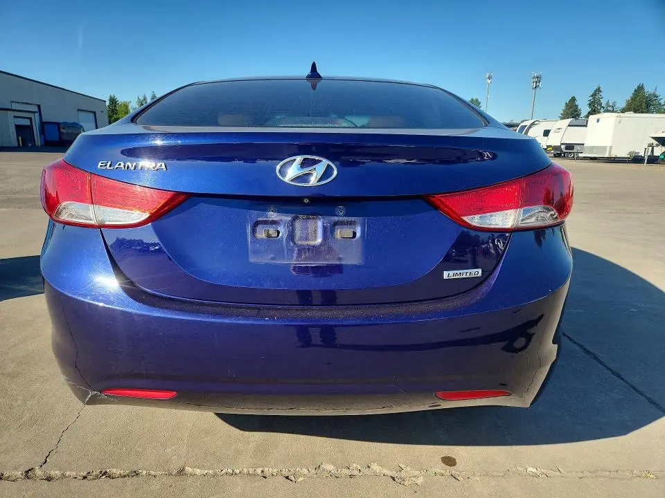 2013 HYUNDAI ELANTRA LIMITED  