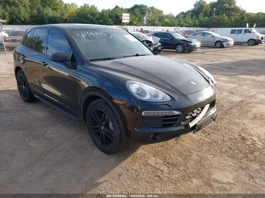 2012 PORSCHE CAYENNE  