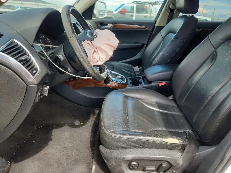 2011 AUDI Q5 PREMIUM PLUS  
