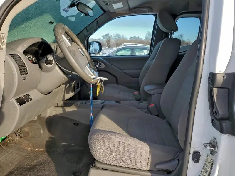 2021 NISSAN FRONTIER S  