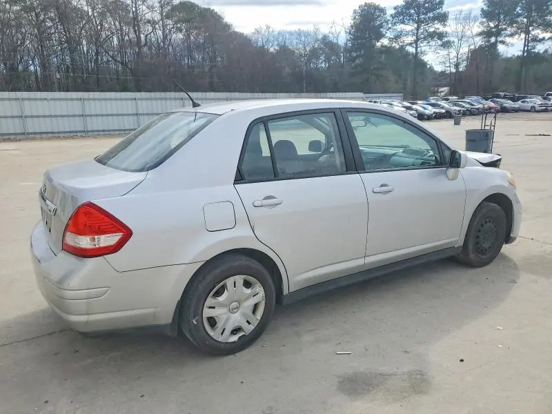 2011 NISSAN VERSA S  
