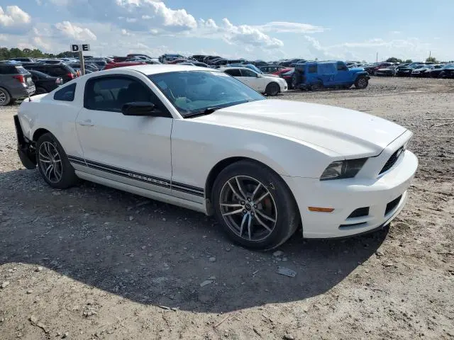2013 FORD MUSTANG