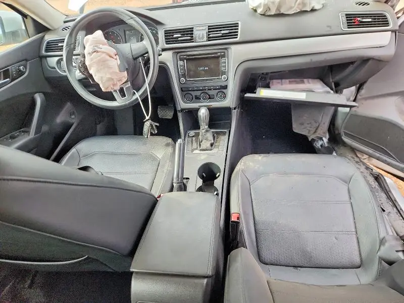 2015 VOLKSWAGEN PASSAT S  