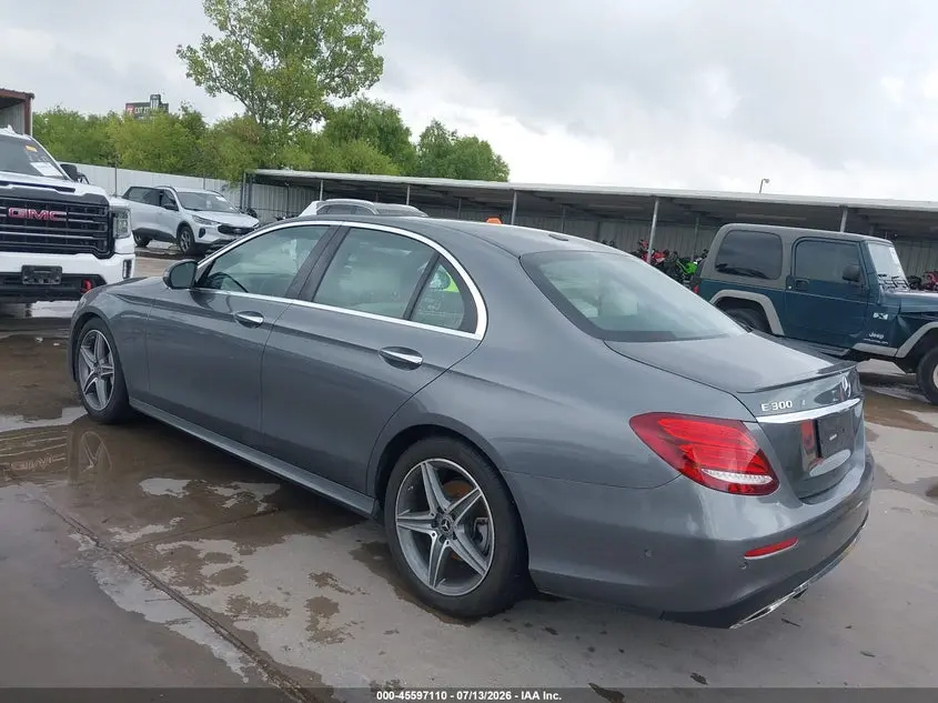 2018 MERCEDES-BENZ E 300  