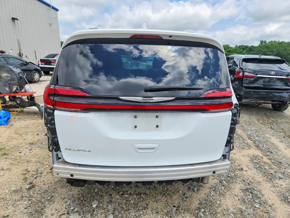 2022 CHRYSLER PACIFICA TOURING L  