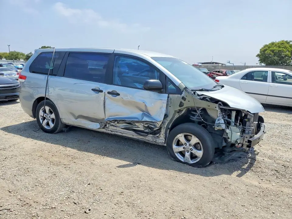 2011 TOYOTA SIENNA BASE 7-PASSENGER  