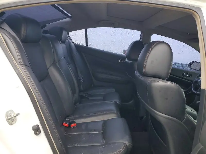 2013 NISSAN MAXIMA S  