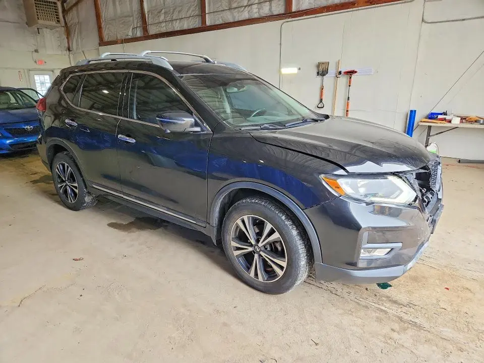 2018 NISSAN ROGUE SL  
