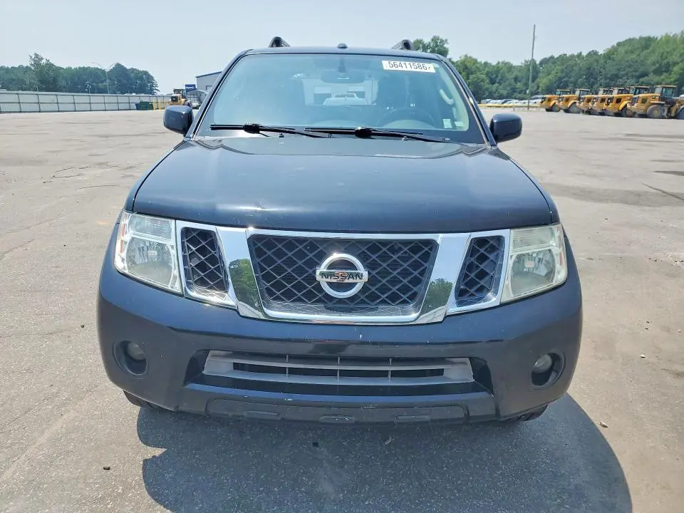 2011 NISSAN PATHFINDER S  