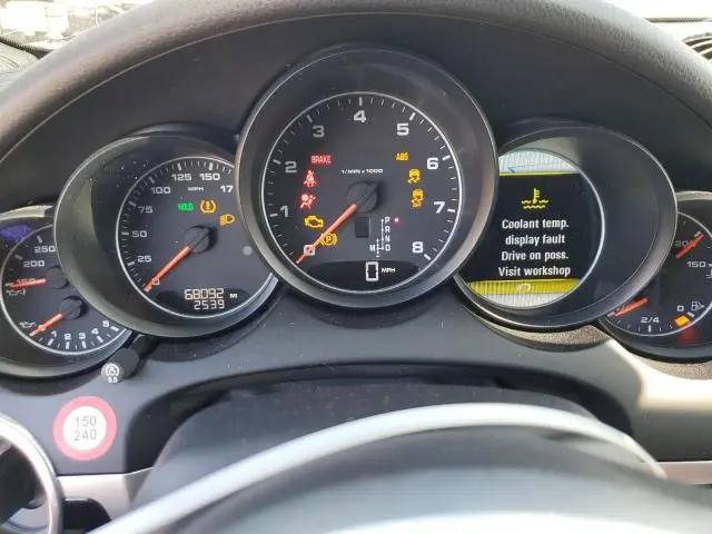 2017 PORSCHE CAYENNE   