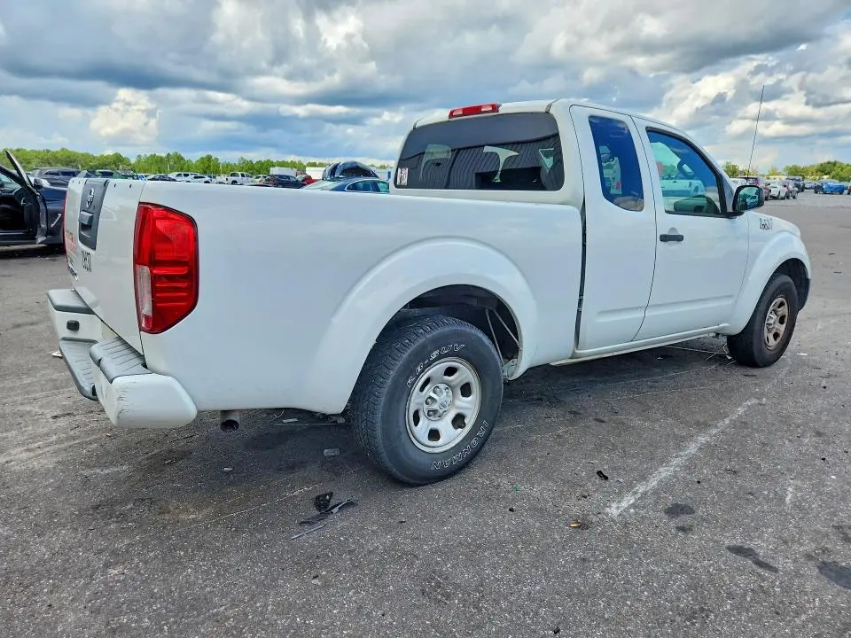 2018 NISSAN FRONTIER S  