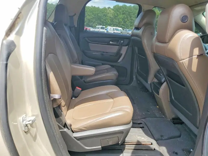 2013 GMC ACADIA SLT-1  
