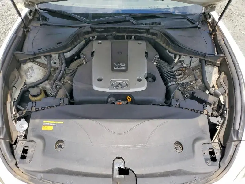 2011 INFINITI M37 BASE  