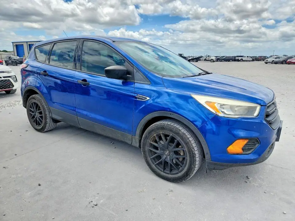2017 FORD ESCAPE S  