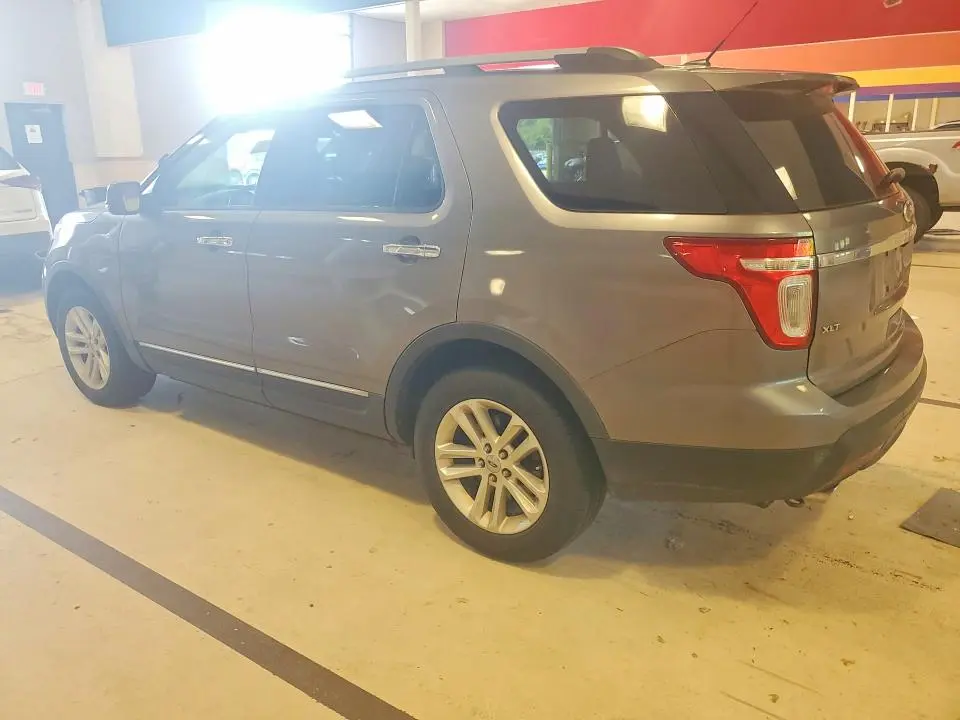 2011 FORD EXPLORER XLT  