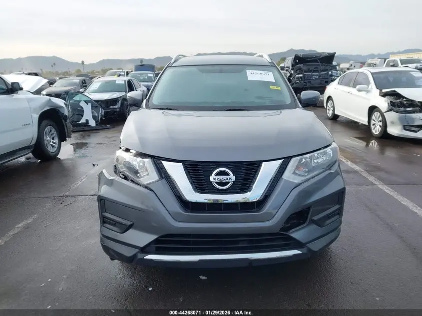 2017 NISSAN ROGUE SV